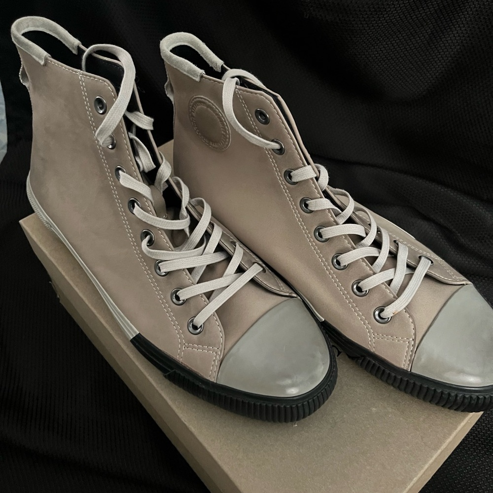 Wilton Men's Sneakers with AllSaints Box